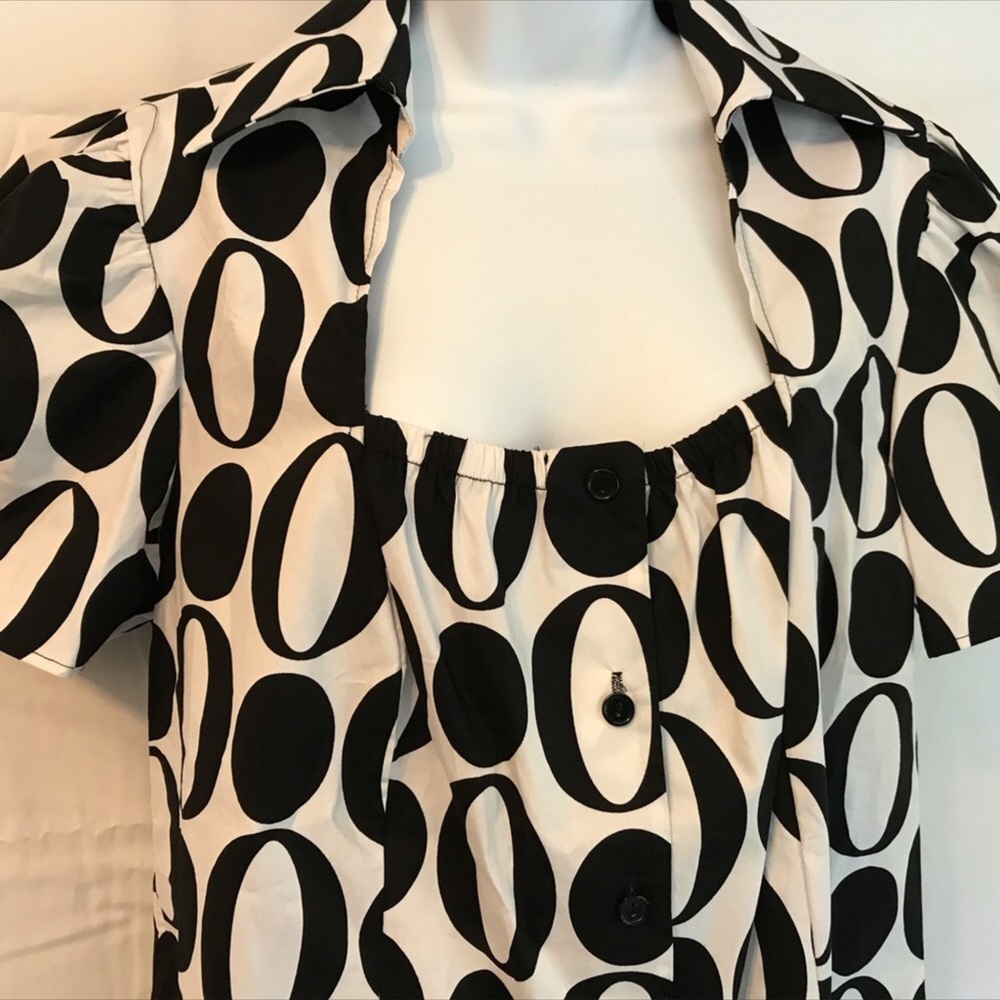 Lane Bryant Bold Graphic Top NWT - Picture 3 of 5